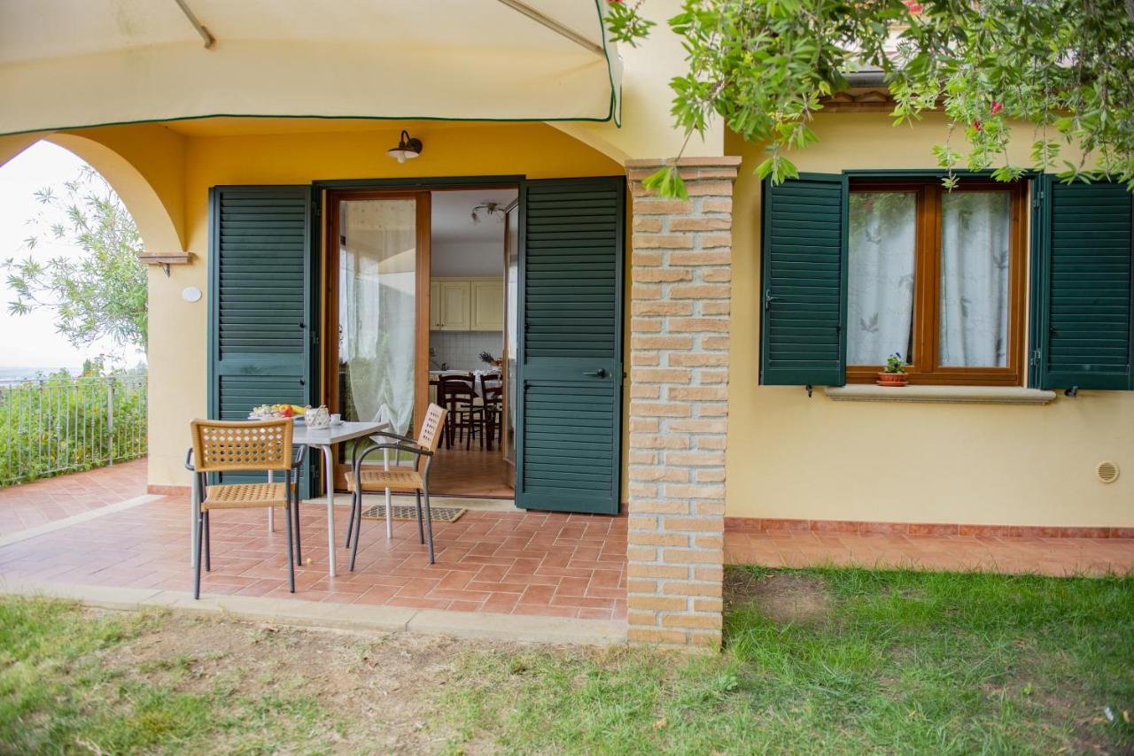 Villa Denise Campiglia Marittima Bagian luar foto