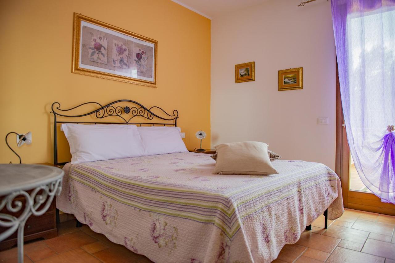 Villa Denise Campiglia Marittima Bagian luar foto